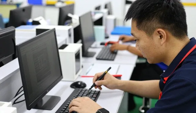 技术培训服务帮助解决成就品质问题
